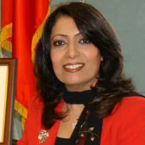 نبيلة زباري