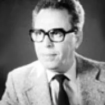 غازي مختار طليمات