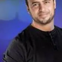 مصطفى حسني